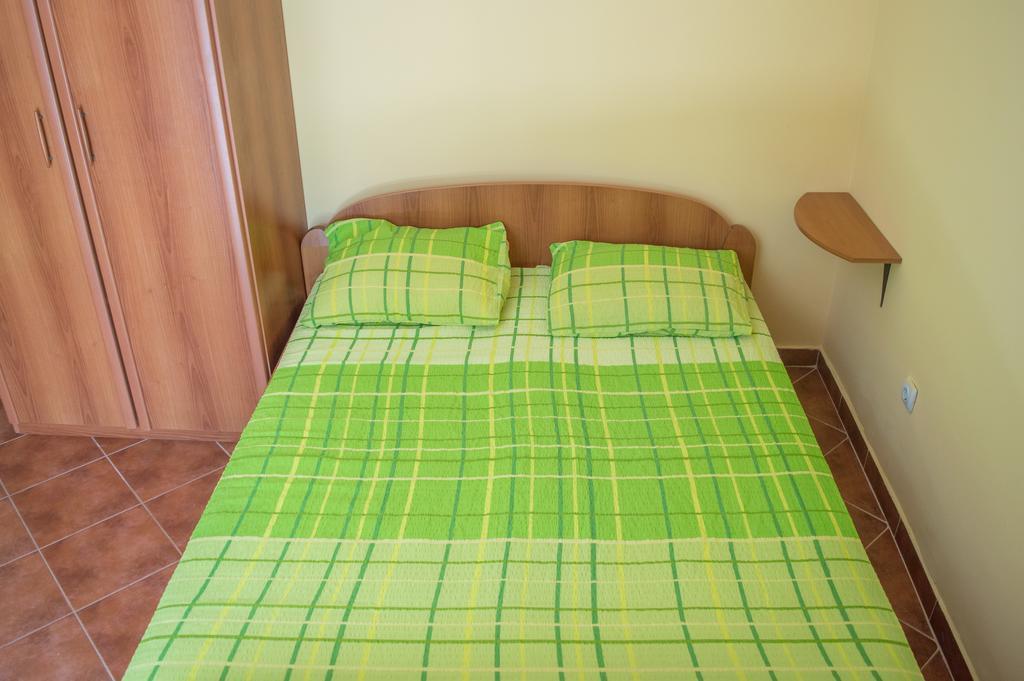 Apartments Macaso Бар Екстериор снимка