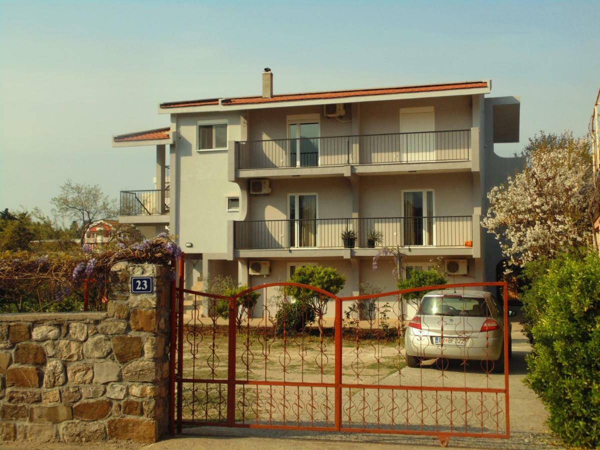 Apartments Macaso Бар Екстериор снимка